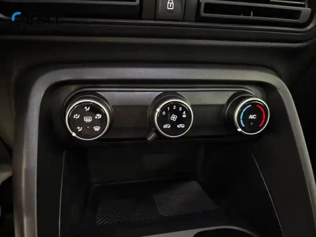 Citroën C3 turbo 100 ch manuelle — photo 12