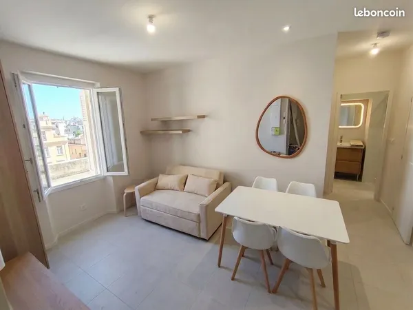 T2 32 m² entièrement rénové - Meublé, première location, La Ciotat Centre