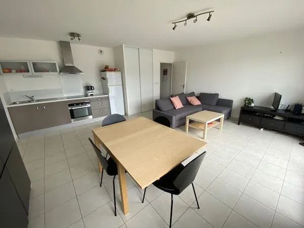 Appartement Concarneau T3 64.03 m2 proche plages et voie verte .