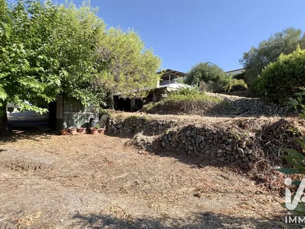 Vente Terrain à bâtir 1 423 m²