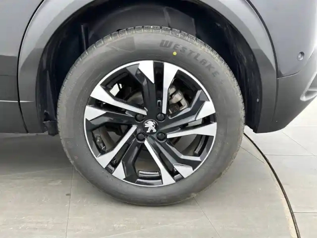 Peugeot 2008 puretech 130 s&amp;s eat8 — photo 13