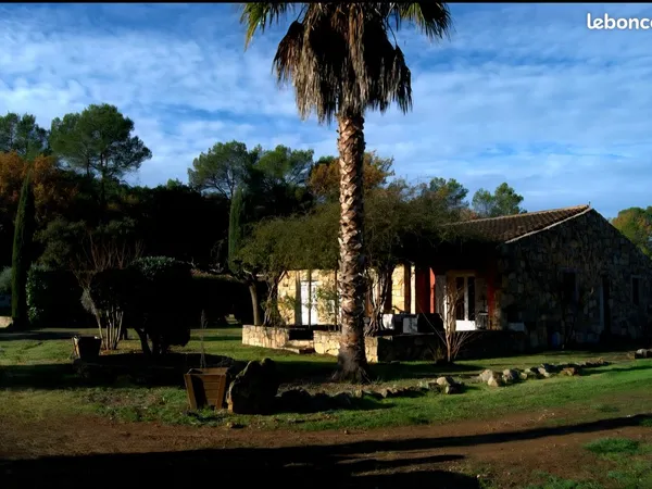 Villa en pierre