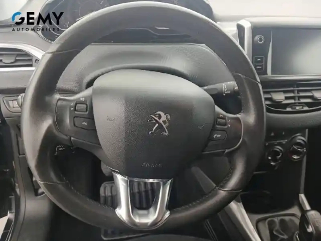 Peugeot 2008 1.2 puretech 82ch bvm5 — photo 16