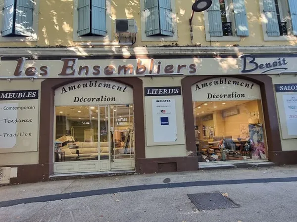 Local commercial 490 m²