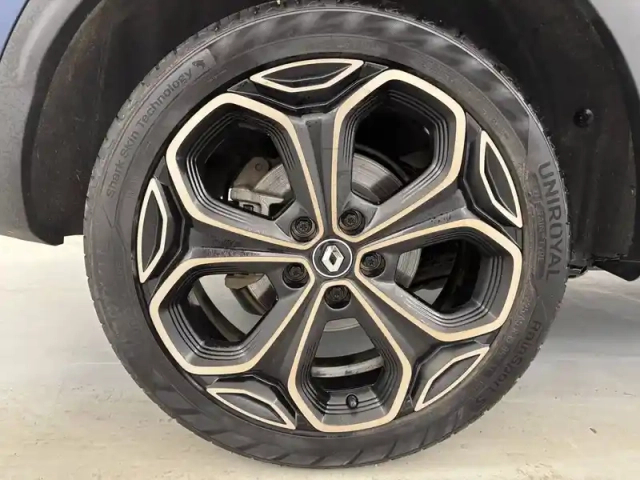 Renault Kadjar tce 140 fap — photo 31