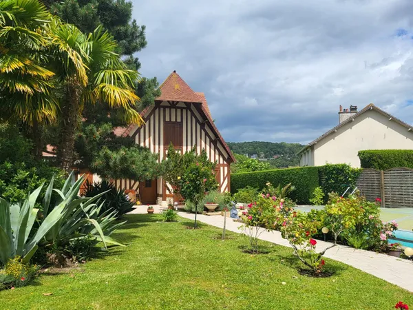 Maison d'Artisan - Calme - 5 ch - Garages - Piscine