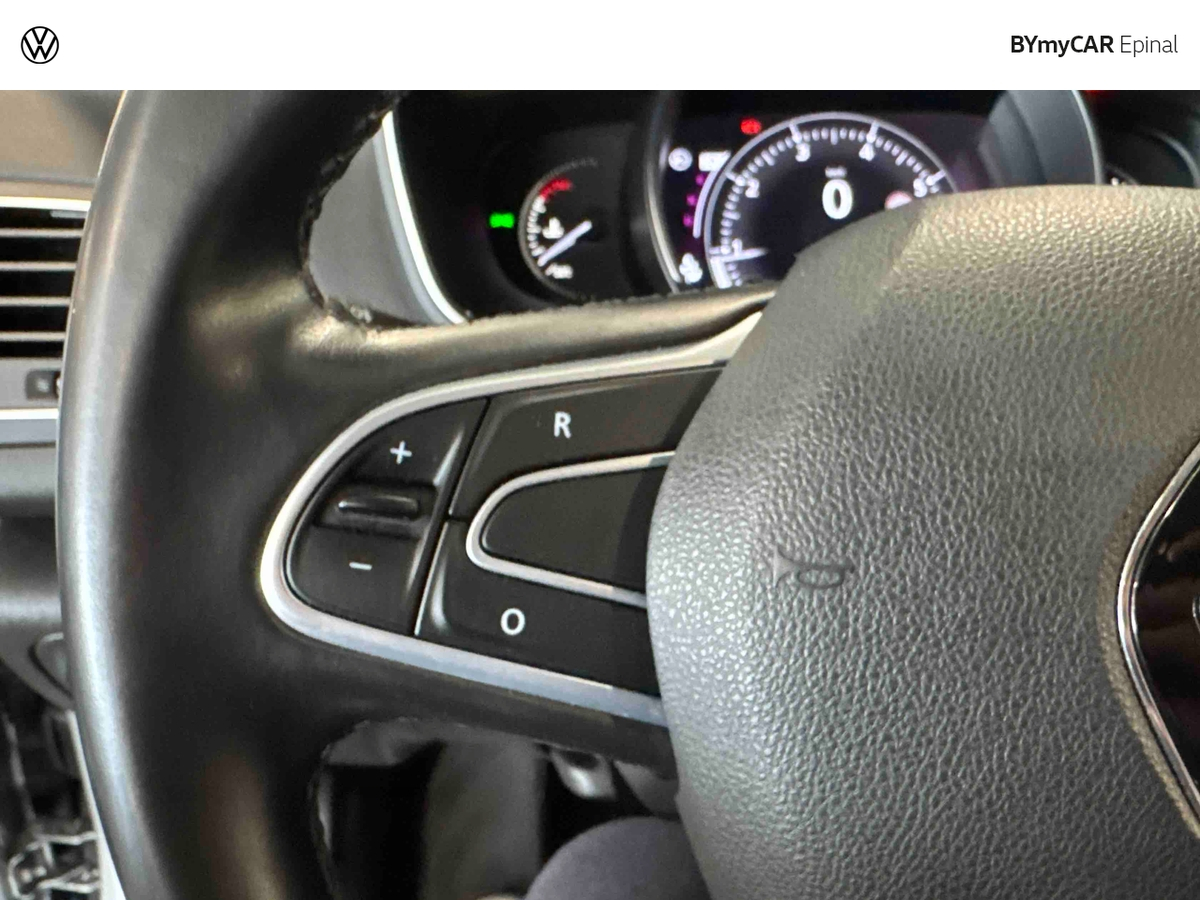 Renault Mégane IV Berline TCe 160 Energy EDC — photo 19