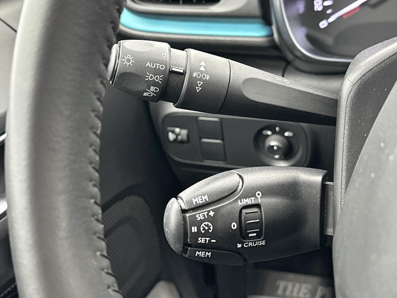 Citroën C3 puretech 110 s&s eat6 shine — photo 17