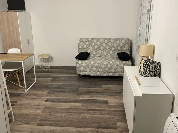 Studio meublé