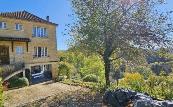 Maison 4 pièces 121 m²