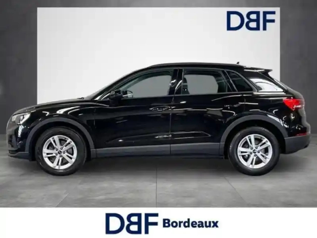 Audi Q3 35 tfsi 150 ch s tronic 7 — photo 2