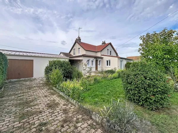 EN EXCLUSIVITE MAISON DE VILLE - LAON