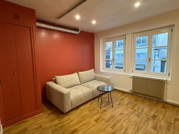 Bureau 100 % privé, sans partage, au calme en plein centre de Rouen