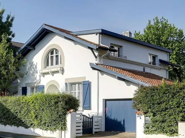Maison 6 pièces 140 m²