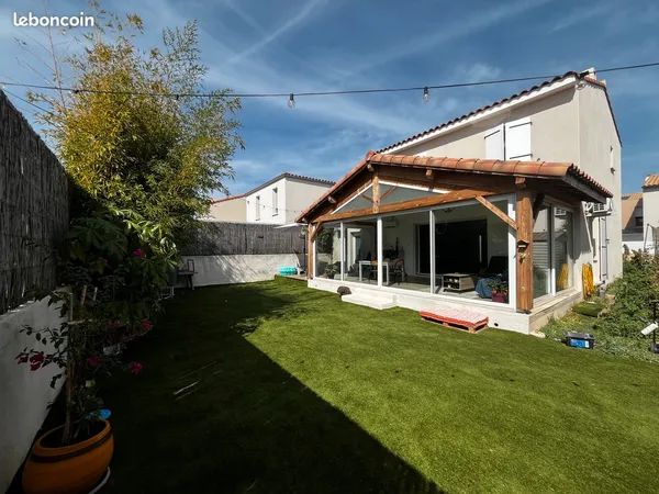 Maison 120 m² sur les hauteurs de Pignan — Terrain 300 m²