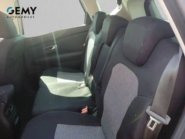 Renault Scenic tce 140 fap — photo 10