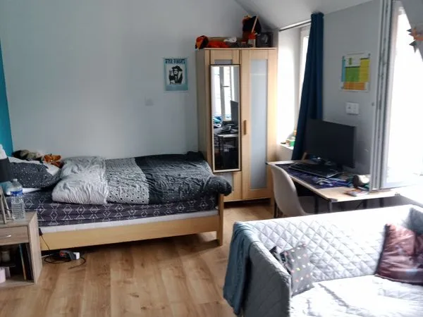 Studio meublé (uniquement pour étudiant)