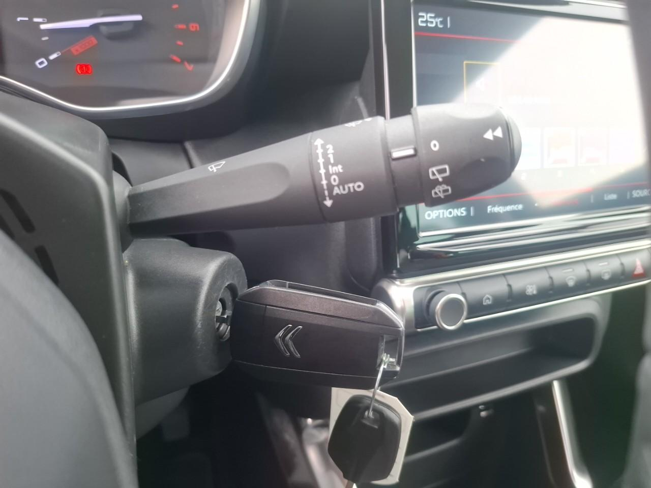 Citroën C3 Aircross puretech 110ch s&s shine — photo 17