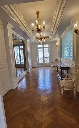 Appartement 10 pièces 347 m²