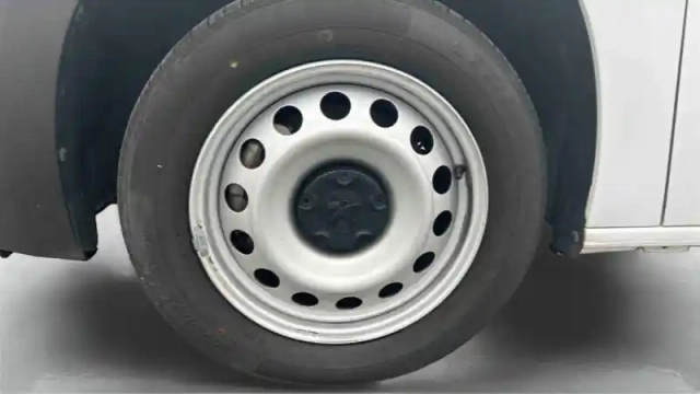 Peugeot Partner fourgon xl 950 kg bluehdi 130 s&amp;s bvm6 — photo 4