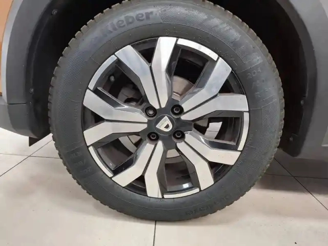 Dacia Sandero eco-g 100 — photo 13