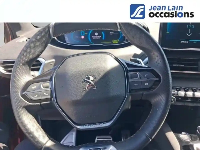 Peugeot 3008 hybrid4 300 e-eat8 — photo 12
