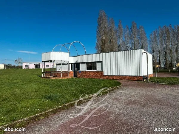 Bureaux 320 m² MAMERS