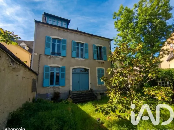 Maison de ville 9 pièces 231 m²