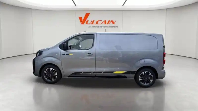 Opel Vivaro fgn sportive diesel 180 ch m automatique — photo 3