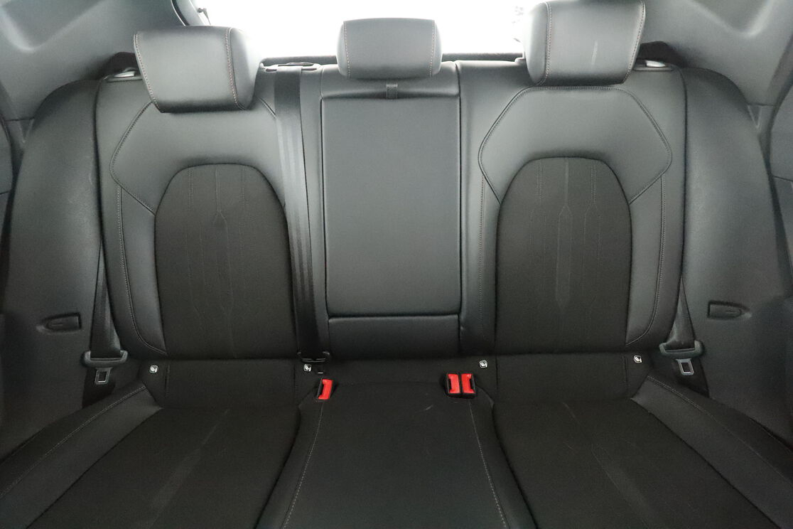 Cupra Leon 1.5 eTSI V DSG7 — photo 14