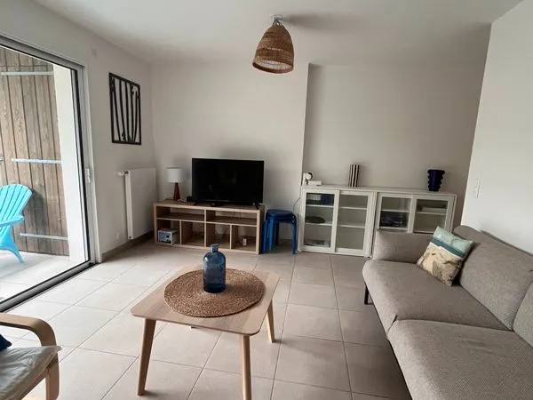 T3 meublé récent - 62 m² - terrasse et jardin - services