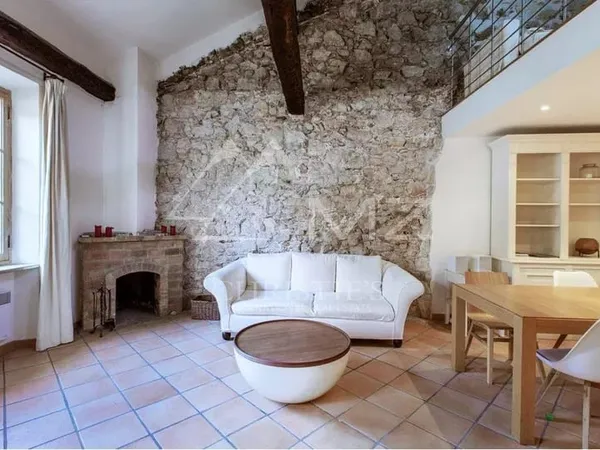 Bel appartement lumineux