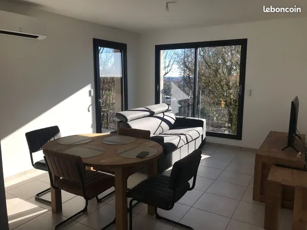 Appartement T2 meublé avec loggia et garage à Trespoux Rassiels - disponible à partir du 23 novembre