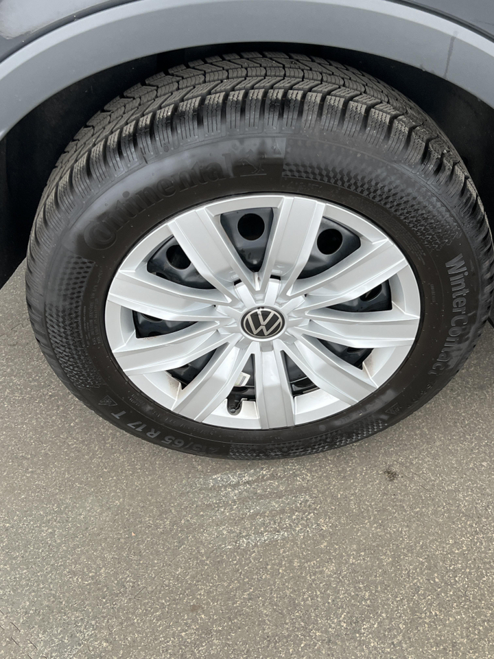 Volkswagen Tiguan — photo 36