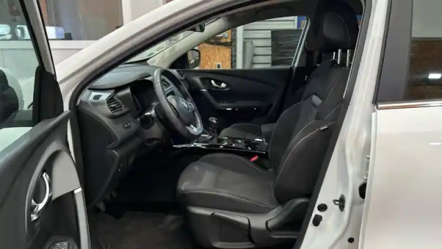 Renault Kadjar blue dci 115 — photo 10