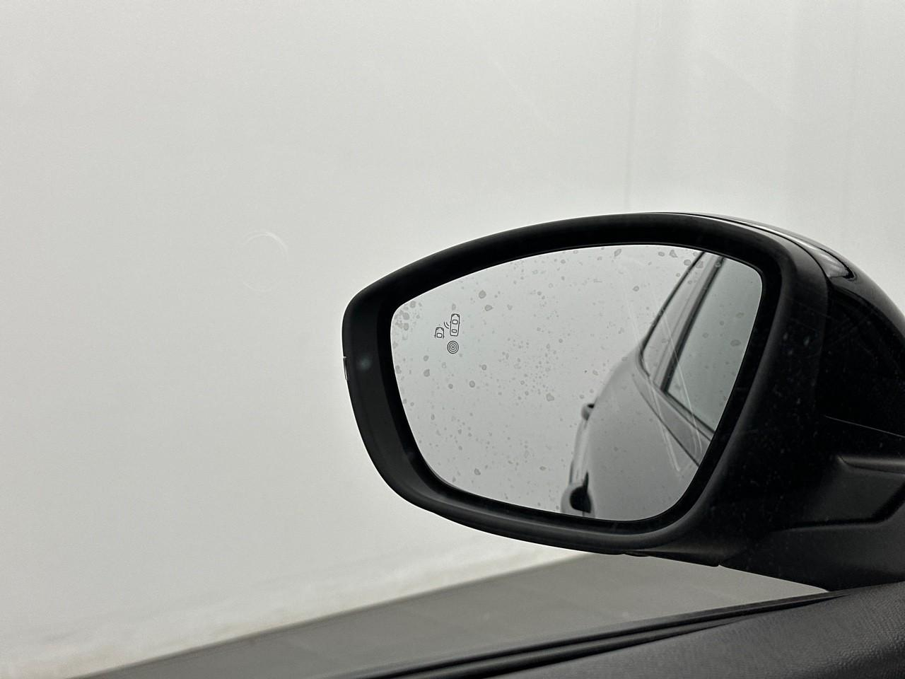 Peugeot 2008 puretech 130 s&s bvm6 gt — photo 15