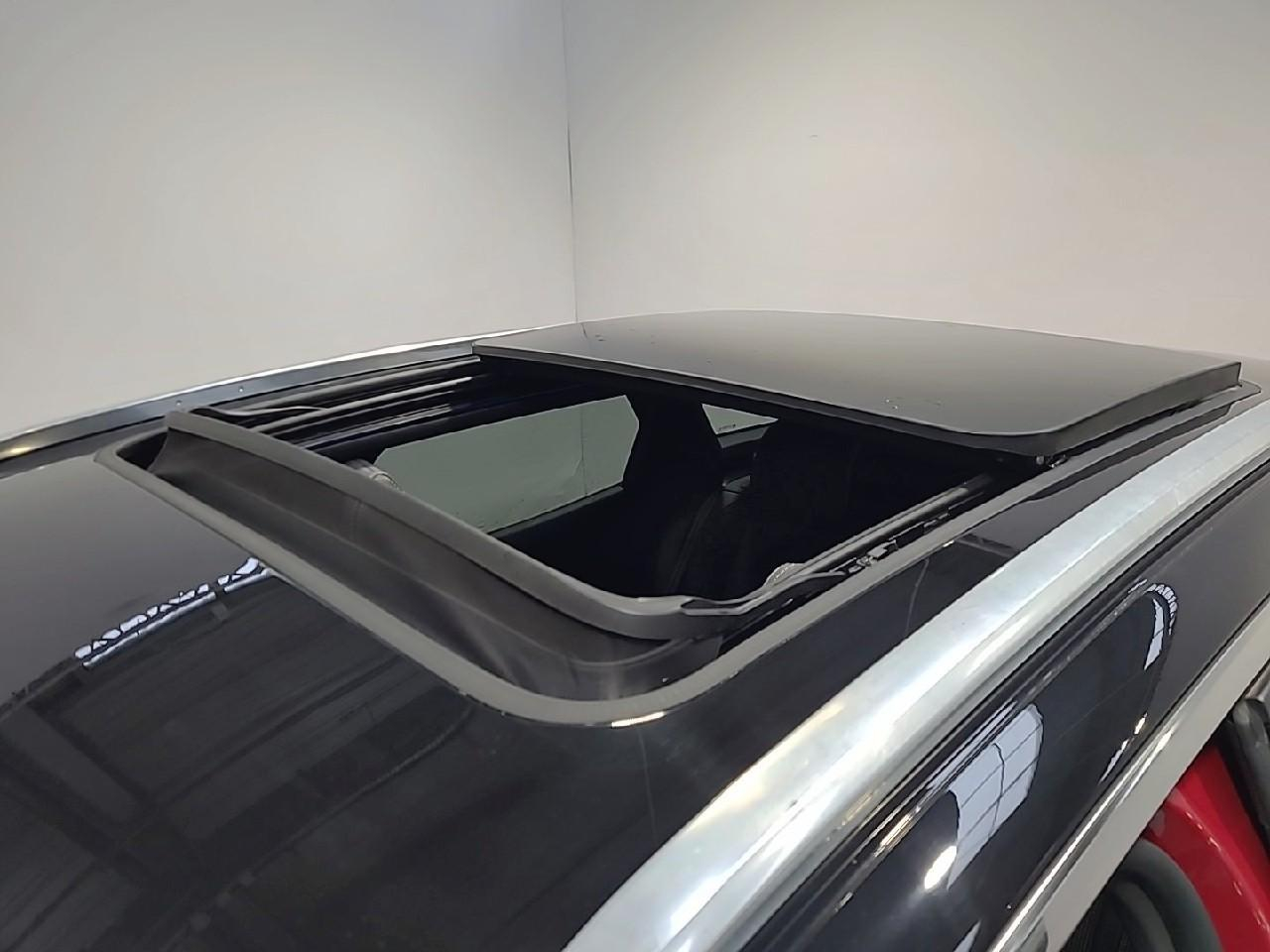 Peugeot 3008 puretech 130ch s&s eat8 gt — photo 18