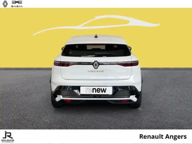 Renault Megane e-tech electric ev40 130ch equilibre standard charge — photo 12