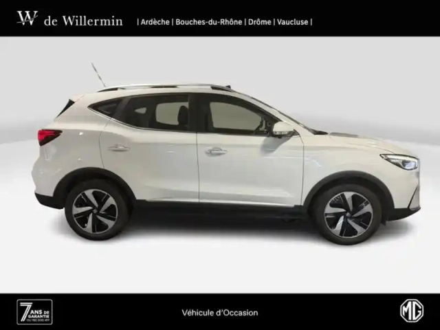 Mg Zs luxury — photo 6