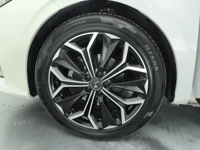 Ds Ds 4 bluehdi 130 eat8 rivoli — photo 15