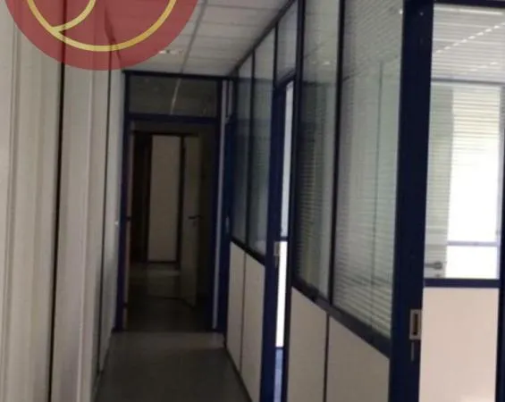 Bureau et espace de travail Location Colomiers  252m² 3213€