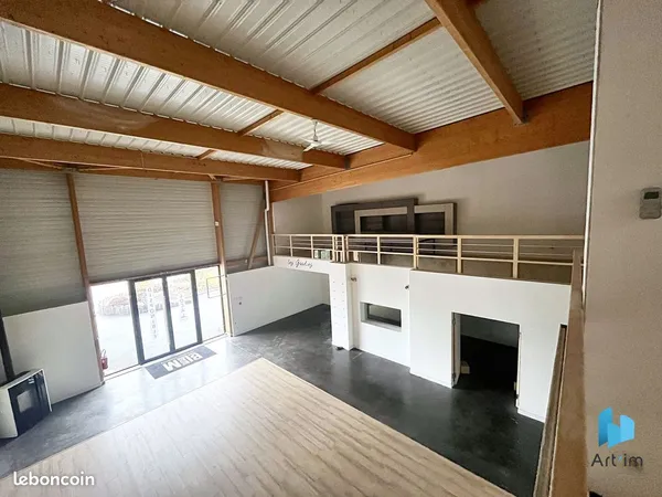 Local commercial 300 m² Sargé-lès-le-Mans