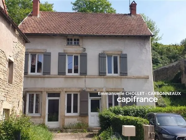 VITTEAUX - MAISON D'ENVIRON 140 M² AVEC JARDIN, DÉPENDANCE ET GRENIER AMÉNAGEABLE