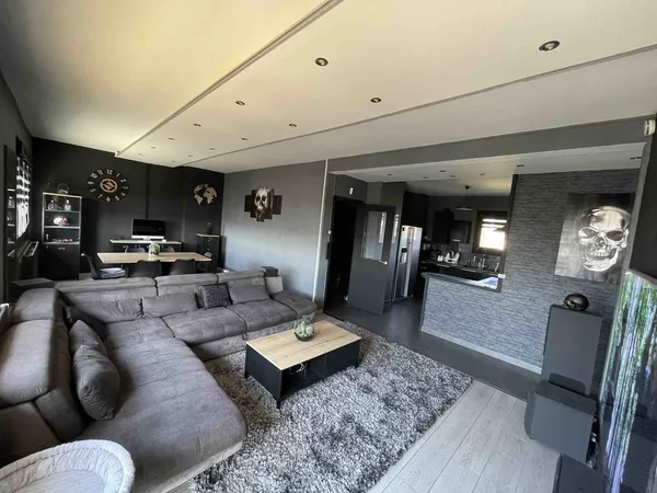 Appartement 3 pièces 84m2 Etage 3 à Saint Max