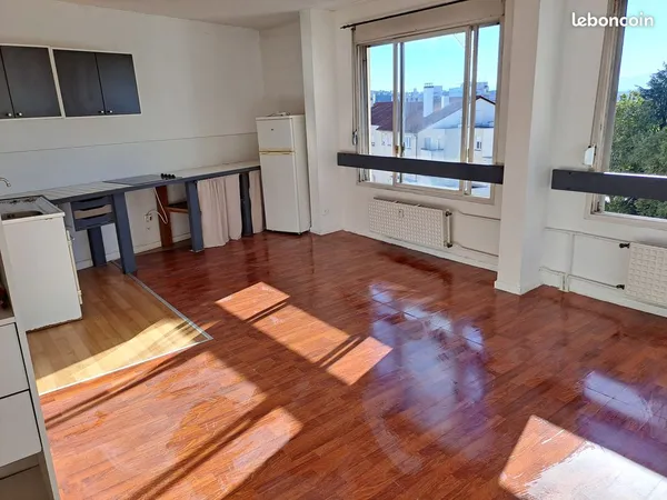 Studio 32m2 Croix-rousse prox.INSPE