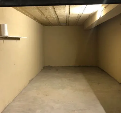 GARAGE A LOUER proche Gare de Toulon