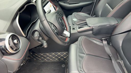 MG ZS 156 70kWh - Luxury – 2022 – 82441 km – Électrique – Boîte Automatique — photo 14
