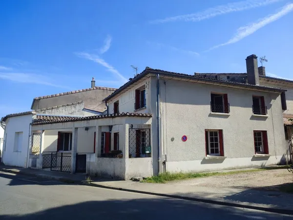 Maison 9 pièces 217 m²