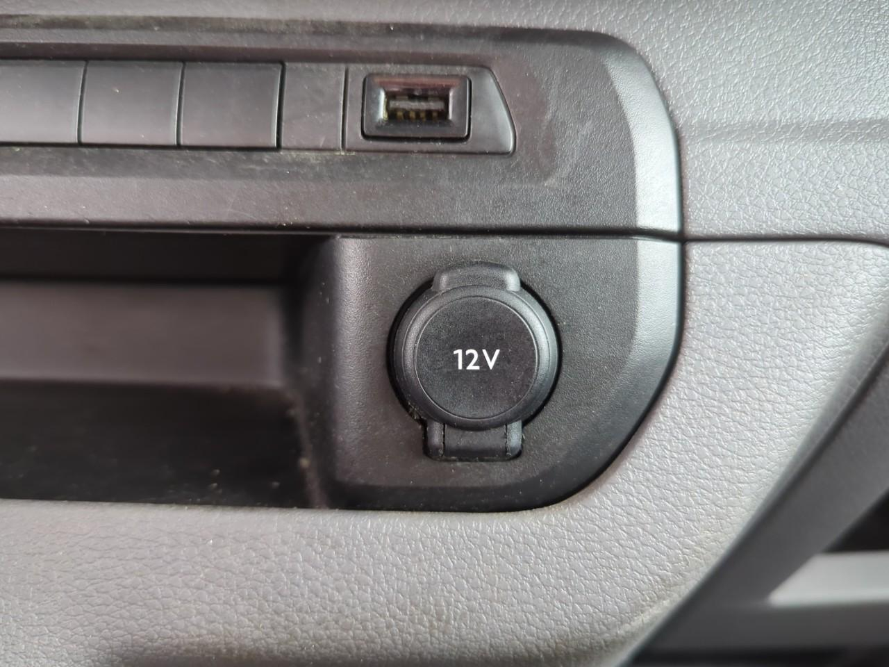 Citroën Jumpy fgn m bluehdi 120 s&s bvm6 driver 300 nm — photo 22
