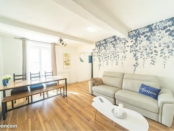 Appartement meublé 4 pièces - 3 chambres - Pierreclos
